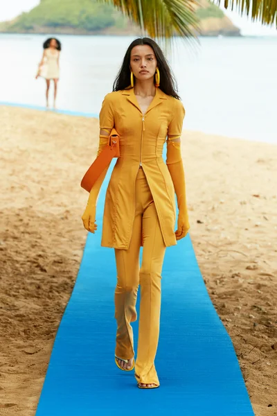Look 36
